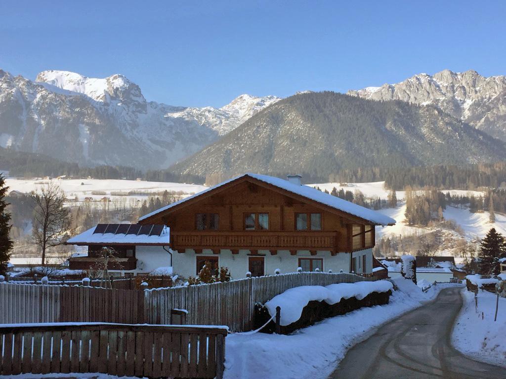 Ferienwohnung Gia Haus im Ennstal Exteriör bild